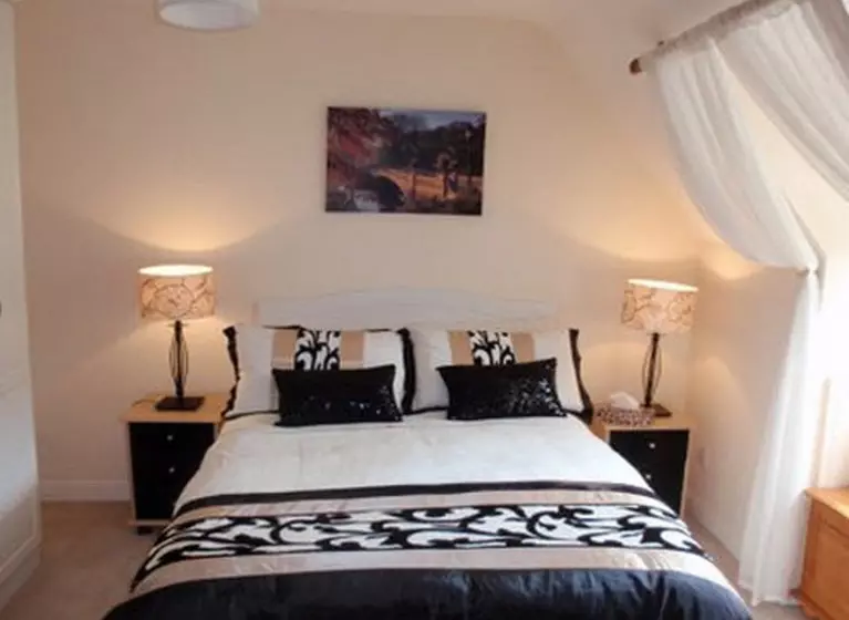 تختخواب و صبحانه Glenmaroon House