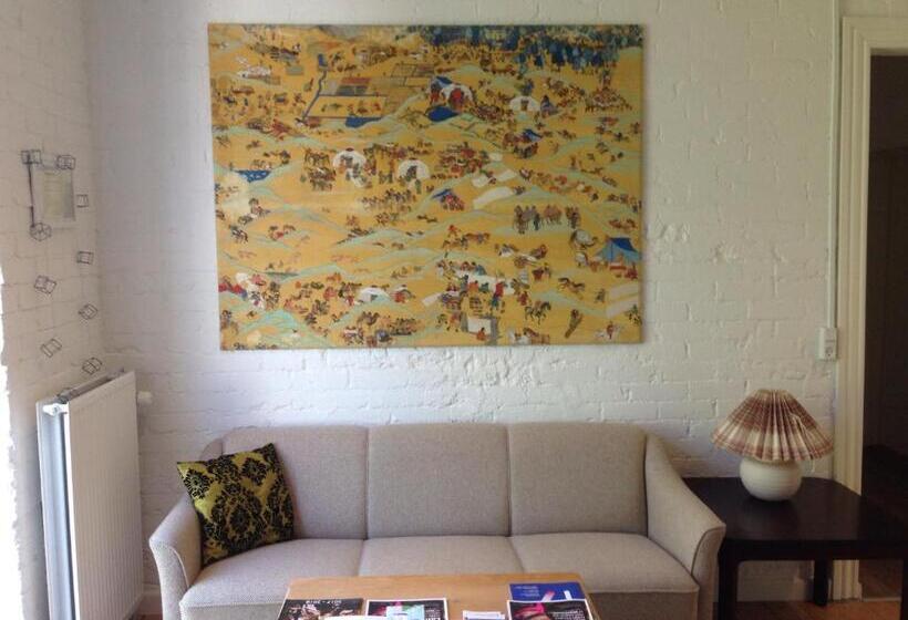 Davaa's Bed & Breakfast