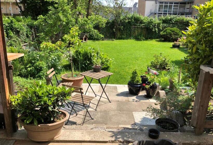 Davaa's Bed & Breakfast