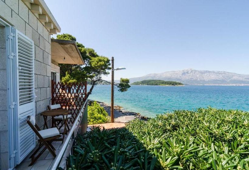 فندق Apartments Nkolina