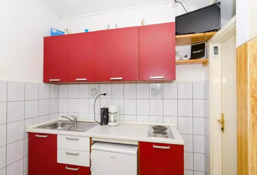 Hotelli Apartments Nkolina