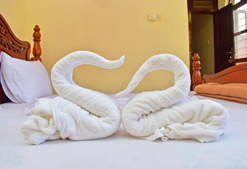 Hotel Funguni Palace