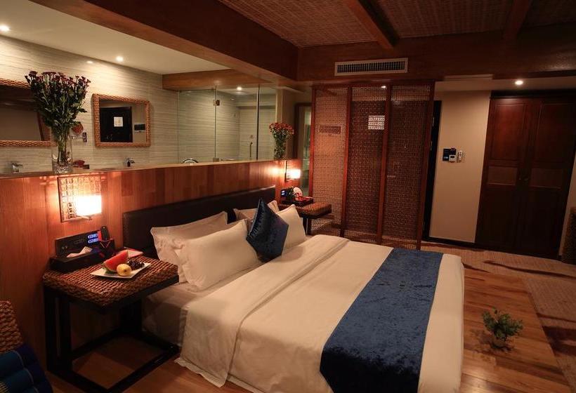 Отель Kunming U