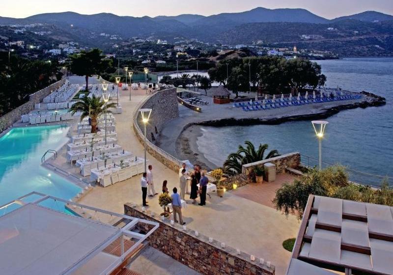 Hotel Mirabello Village