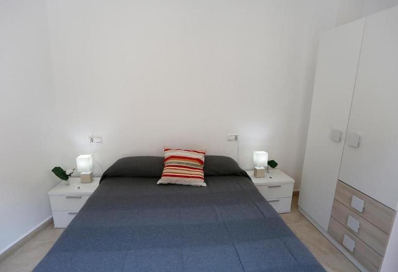 فندق Residencial Claudia