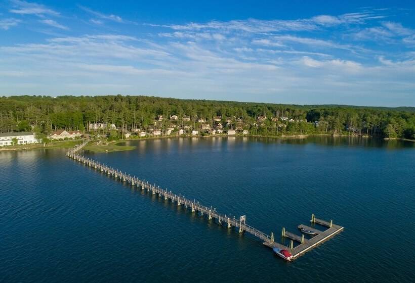 בית מלון כפרי Sheepscot Harbour Village Resort