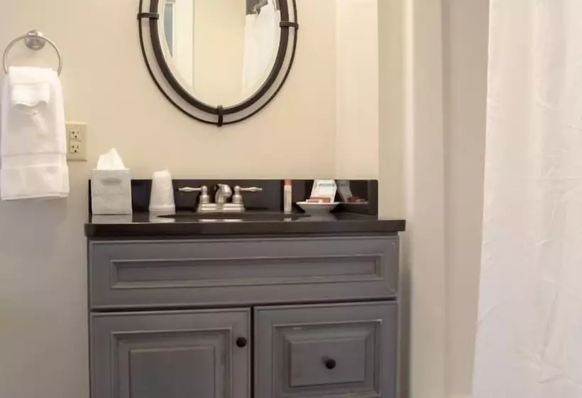 Hotelli Sheepscot Harbour Village Resort