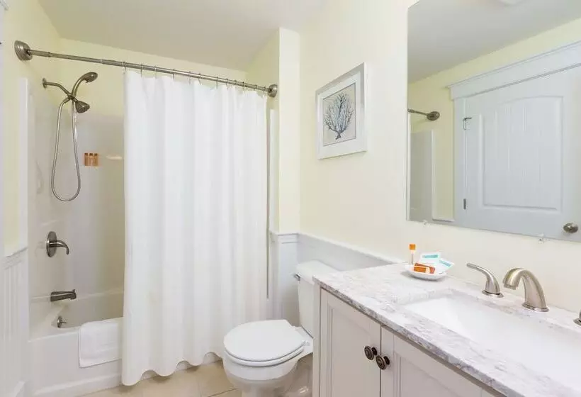 Hotelli Sheepscot Harbour Village Resort