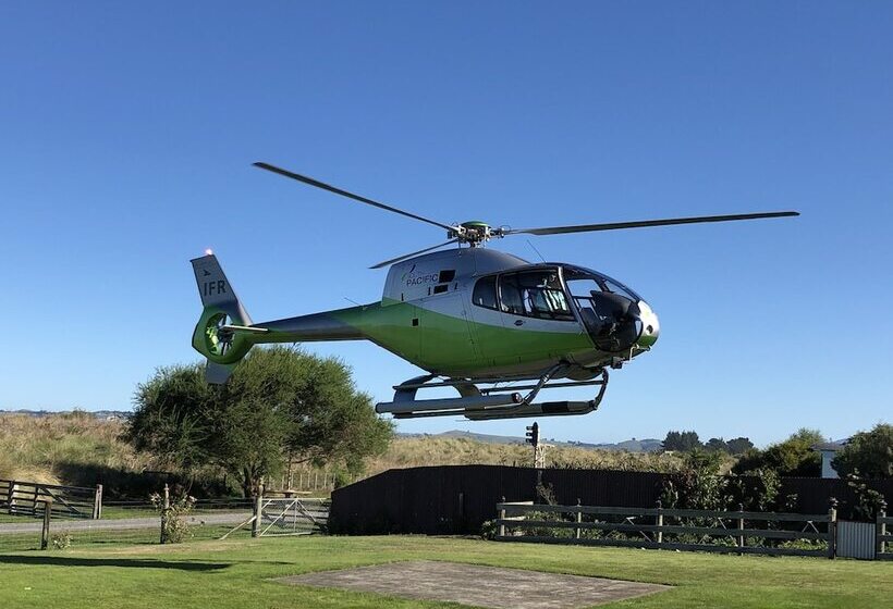 בית מלון כפרי The Factory