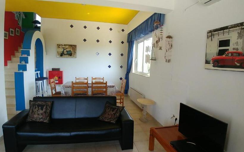 בית מלון כפרי Villa Picolo Paradise