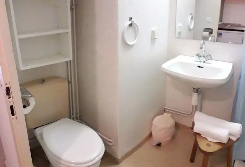 ホテル Vvf Aubrac, Chaudes Aigues