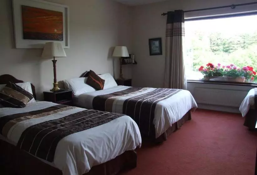 O'sheas Ceol Na Habhann B&b