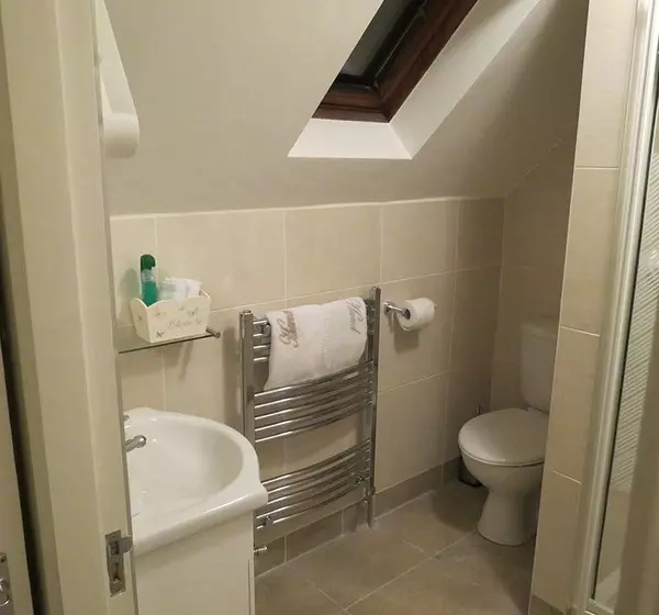 Rosewood Bed & Breakfast