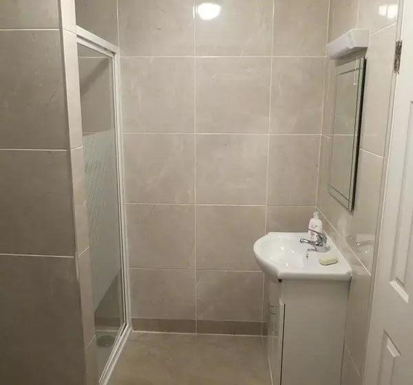 Rosewood Bed & Breakfast