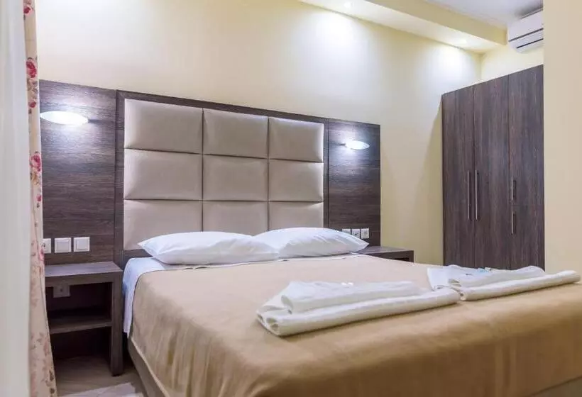Santa Rosa Hotel & Beach