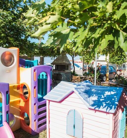 Santa Rosa Hotel & Beach