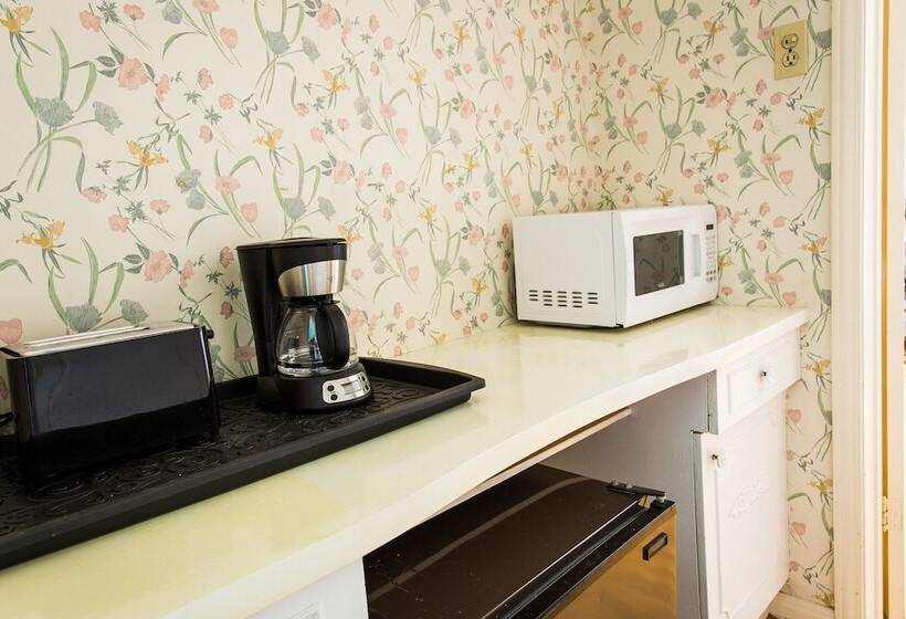 فندق Charlton Suites Guest House