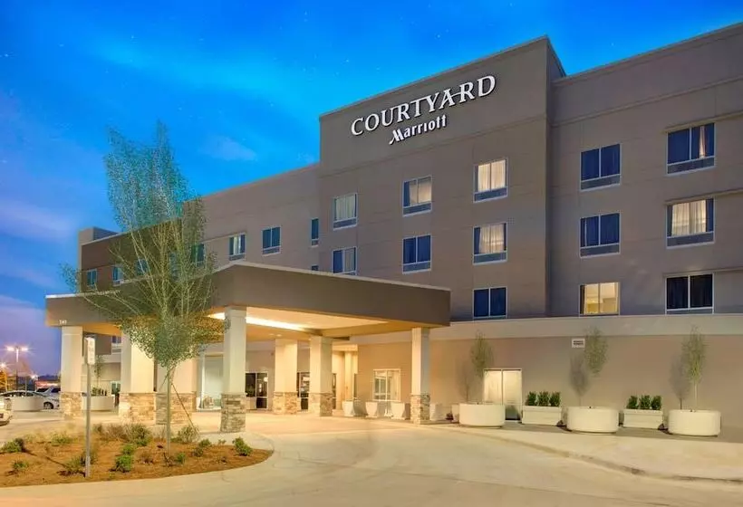 ホテル Courtyard By Marriott Atlanta Kennesaw