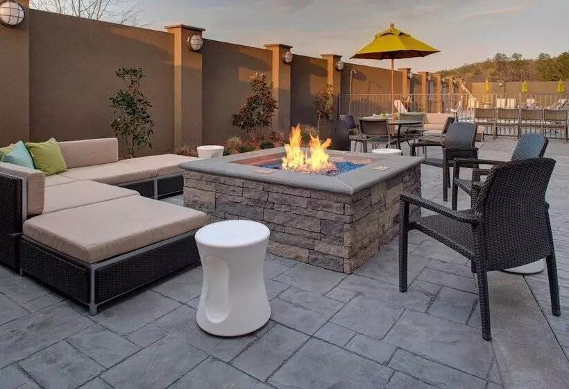ホテル Courtyard By Marriott Atlanta Kennesaw