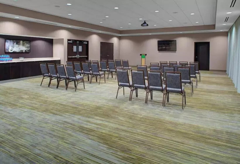 ホテル Courtyard By Marriott Atlanta Kennesaw