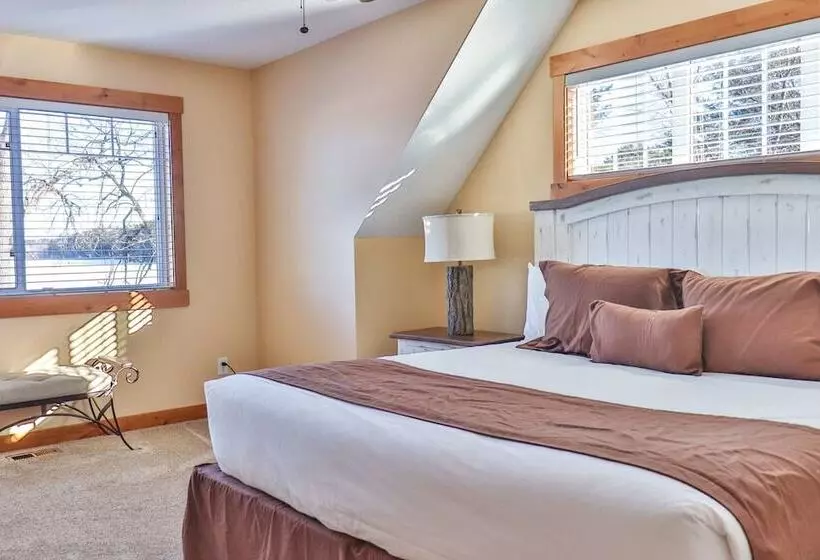 Hotelli Good Ol Days Resort