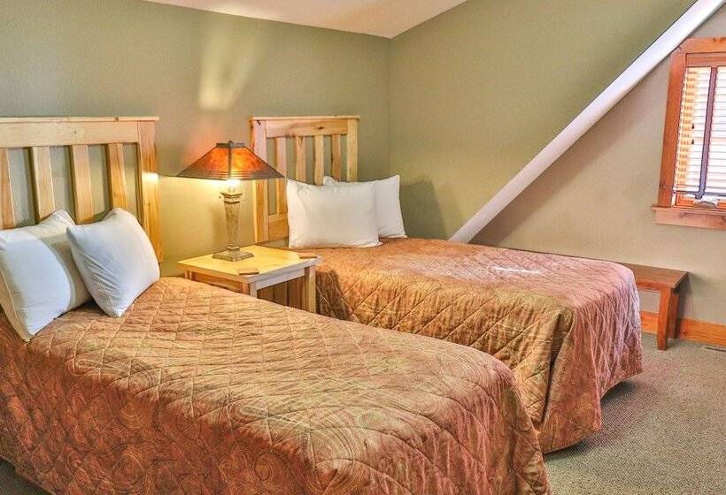 호텔 Good Ol Days Resort