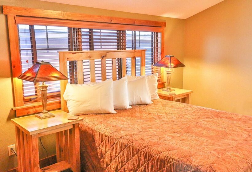 호텔 Good Ol Days Resort