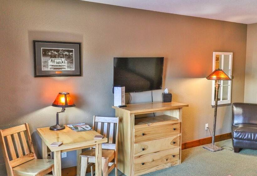 호텔 Good Ol Days Resort