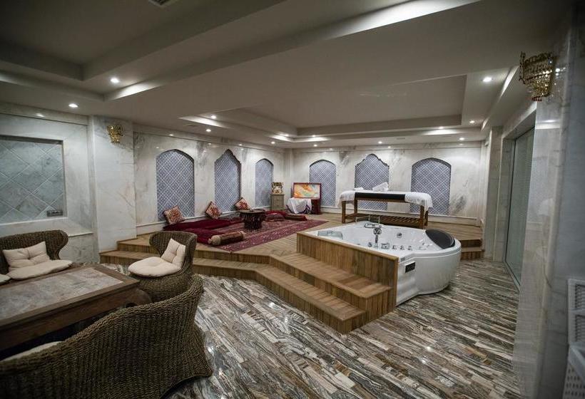 هتل Greencity Resort&residence