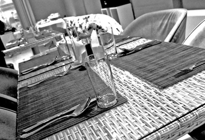 هتل Greencity Resort&residence