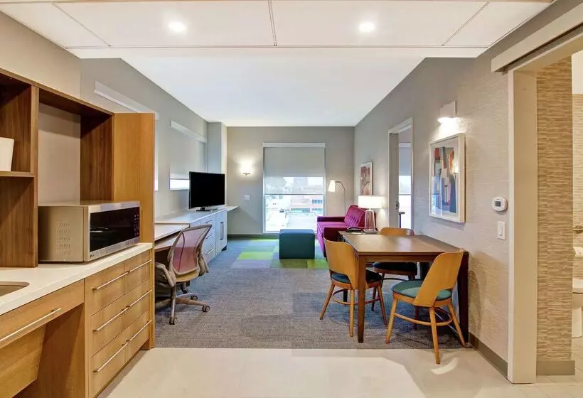Hotelli Home2 Suites By Hilton Montreal Dorval