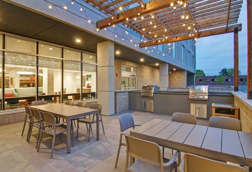 فندق Home2 Suites By Hilton Montreal Dorval