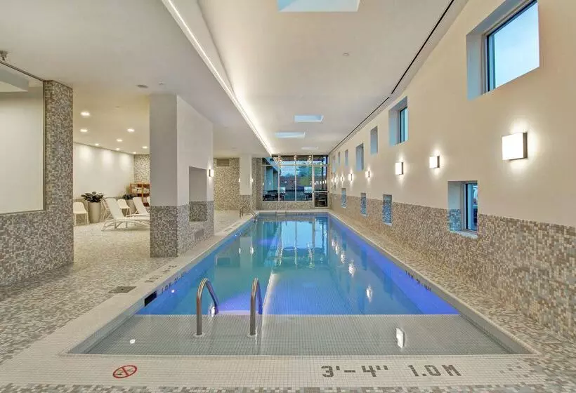 Hotelli Home2 Suites By Hilton Montreal Dorval