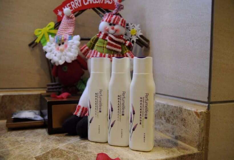 Lavande Hotel Gz Yangji Metro Station Branch