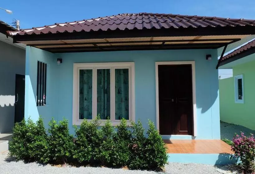 Hotelli Maikhao Beach Guest House