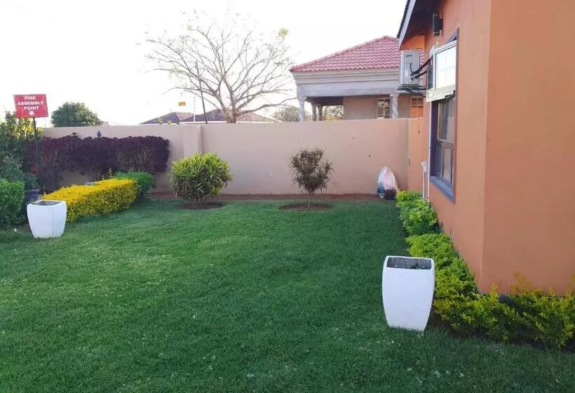هتل Mathlyn Guest House