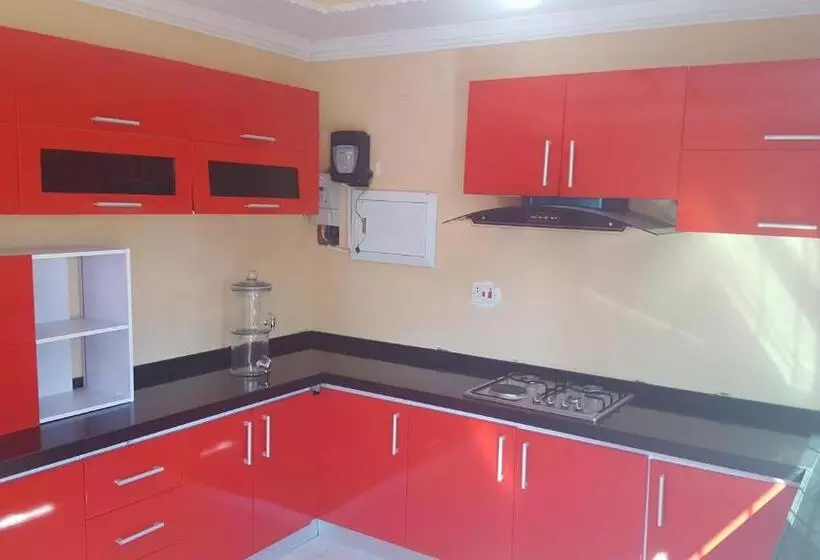 هتل Mathlyn Guest House