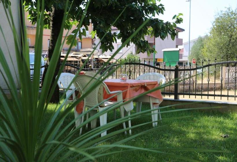 هتل Pansion Devotions