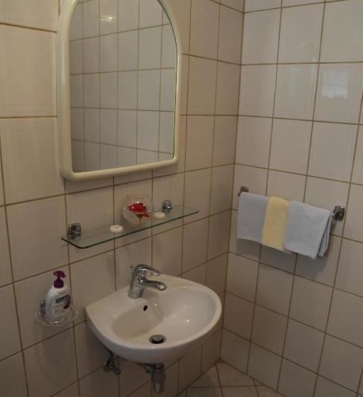 هتل Pansion Devotions