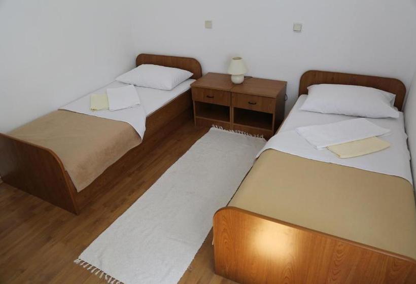 هتل Pansion Devotions