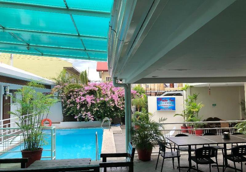 Hotelli Patio Inn  And Restaurant