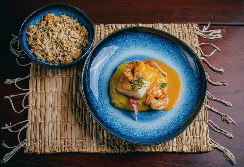 هتل Pontal Dos Carneiros Beach Bungalows