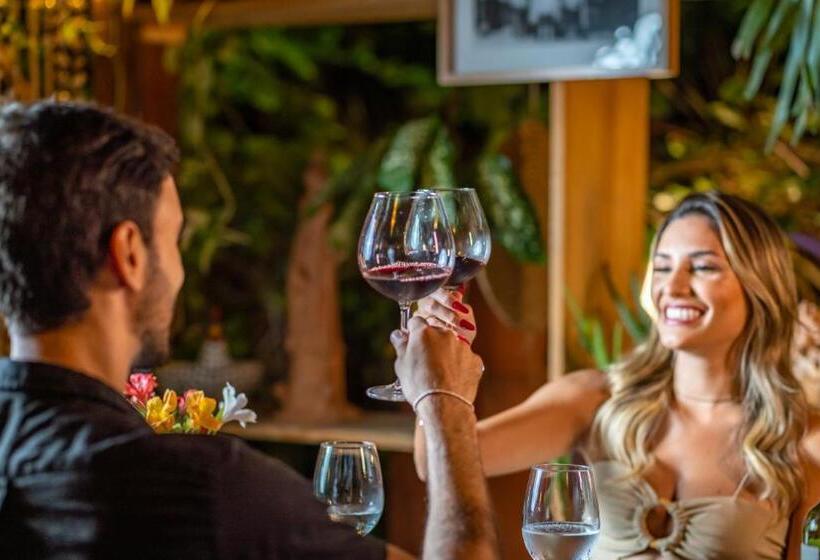 هتل Pontal Dos Carneiros Beach Bungalows