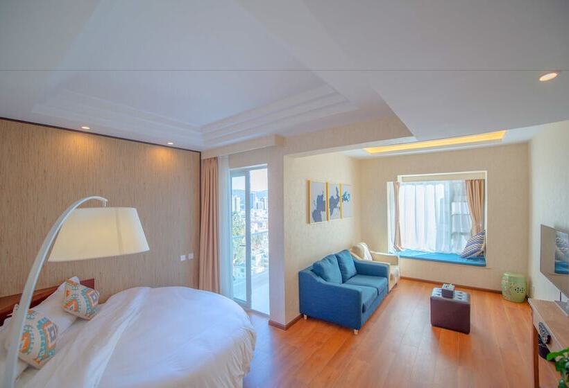 Отель Skylini Seaview Holiday Inn Dali