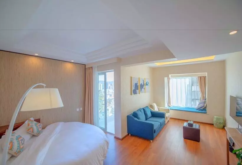 ホテル Skylini Seaview Holiday Inn Dali