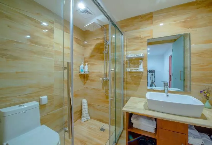 ホテル Skylini Seaview Holiday Inn Dali