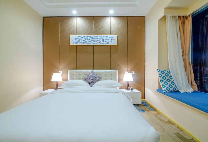 Отель Skylini Seaview Holiday Inn Dali