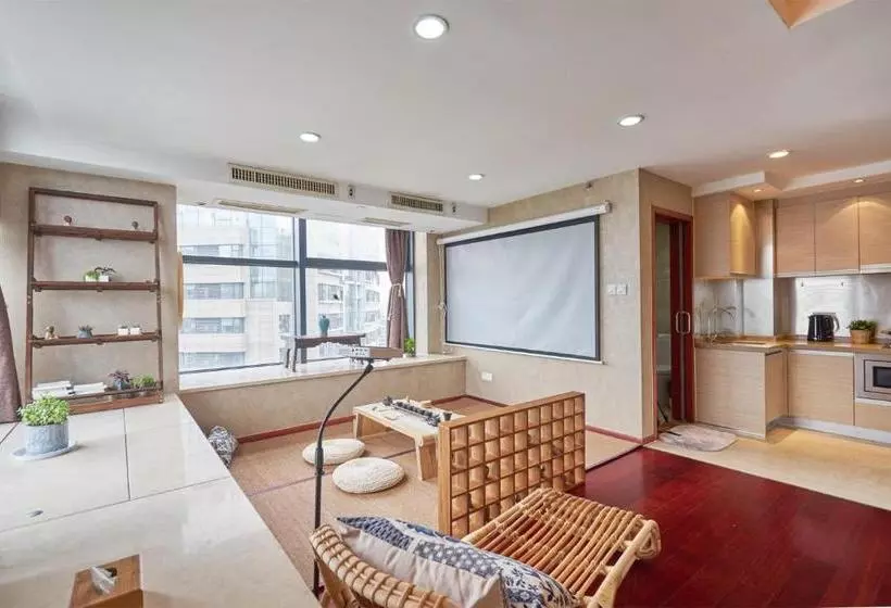 هتل Summer Flower Apartment