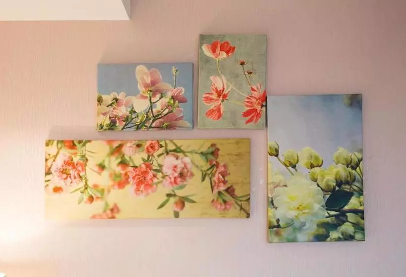 هتل Summer Flower Apartment