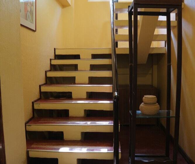 Hotel The Sun Villa Resort And Spa Hilltop